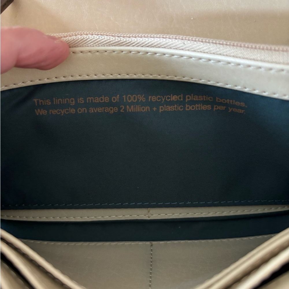Matt & Nat vegan leather cream wallet - Picture 11 of 11